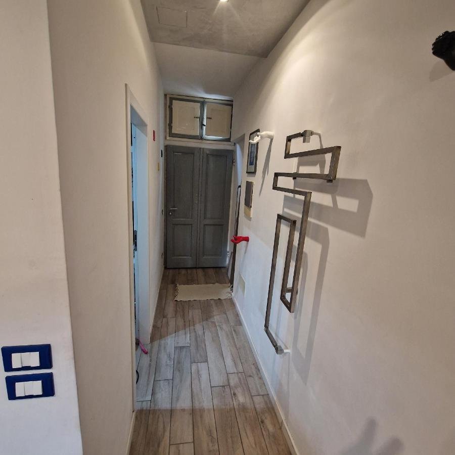 Popartapp Apartment