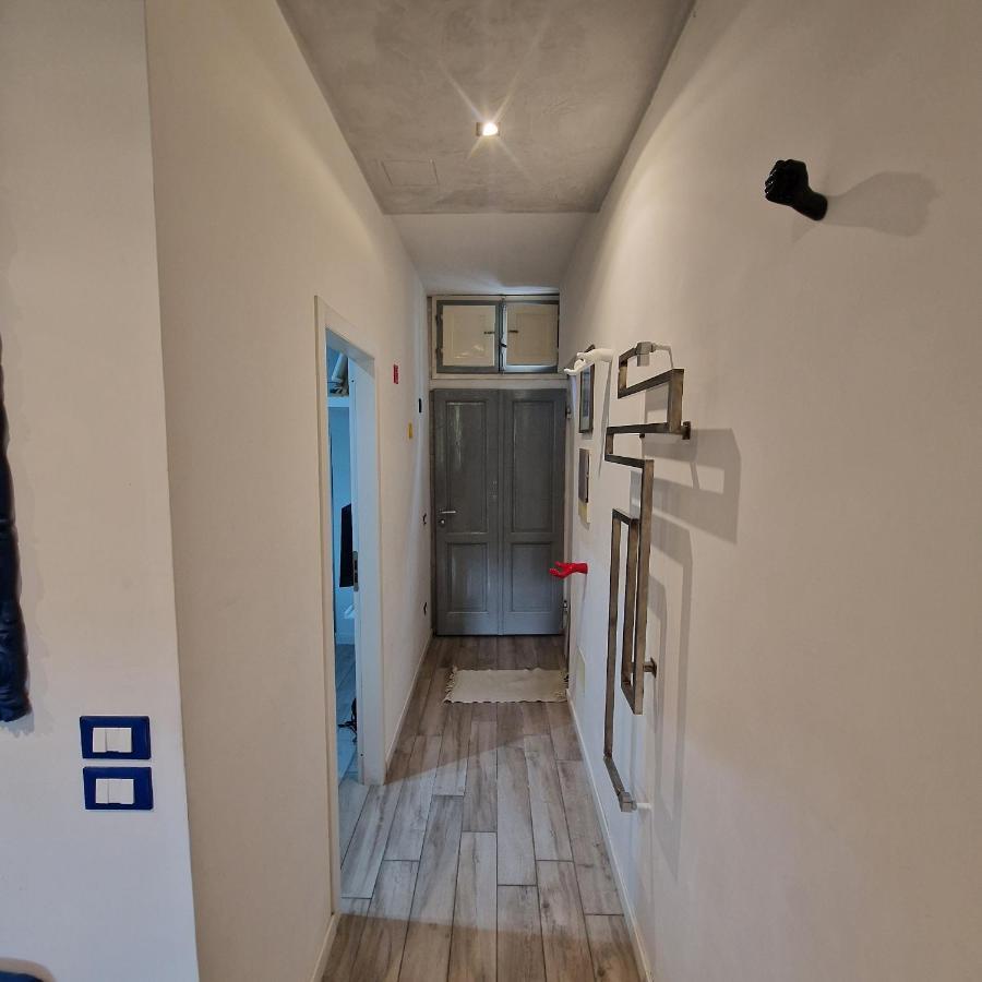 Popartapp Apartment