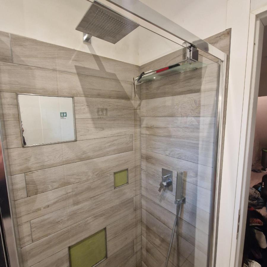 Popartapp Apartment Florence